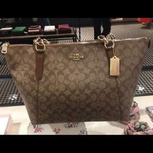 Coach Ava Chain Signature Tote Handbag